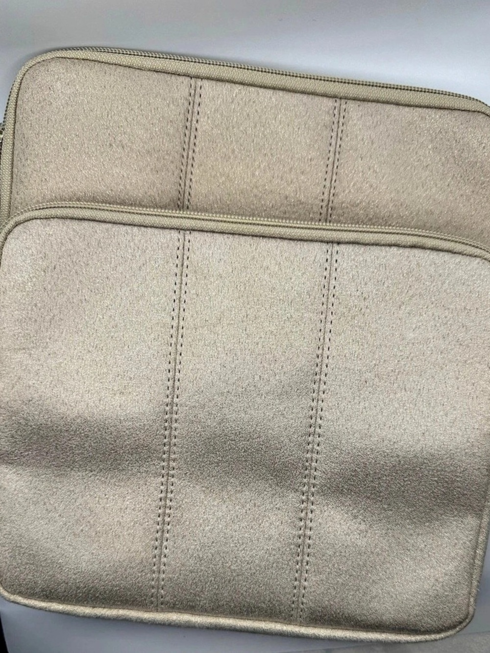 BVLGARI Emirates First Class Metallic Gold Shimmer Cosmetic/Clutch - set of 2